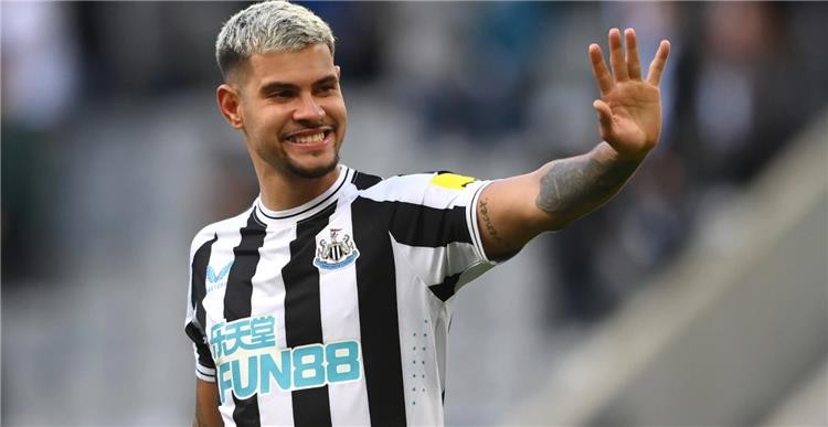 Guimaraes ends the controversy over his future