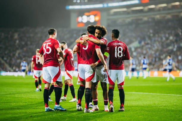 Manchester United decides the fate of the team's players