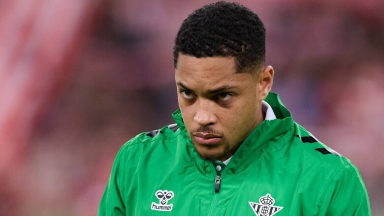 Barcelona wants to persuade Real Betis to give up his player