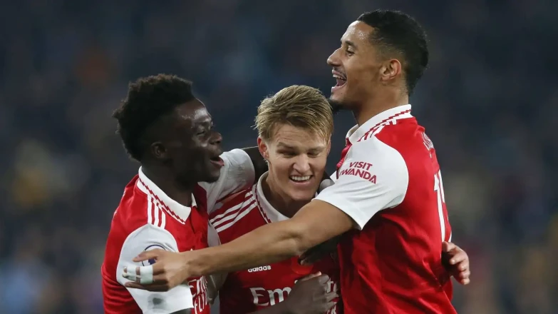 Arsenal Begins New Contract Talks with Its Star