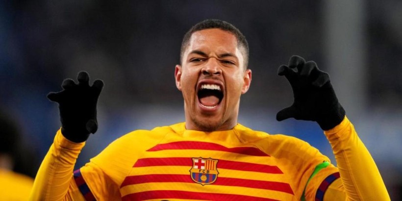Barcelona shocks Vitor Roque