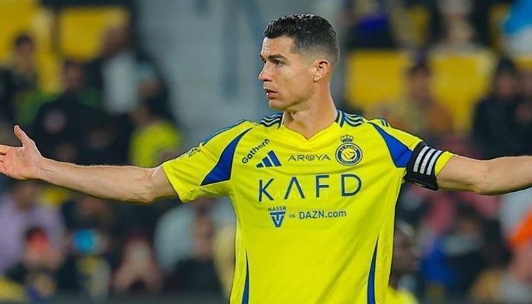 Las repercusiones de la mala temporada del Al-Nassr continúan.. El Al-Ahli causa una gran crisis al equipo mundial