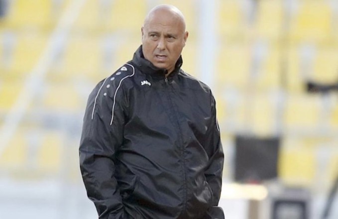 Qatar coach: We seek to score points in our match with the Emirates