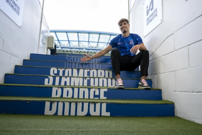 Officially... Chelsea announces the inclusion of Pedro Neto