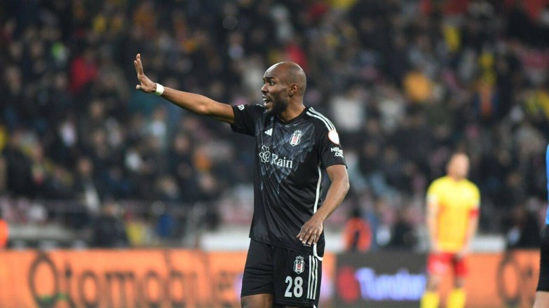 Offers from several clubs for the Turkish star Besiktas