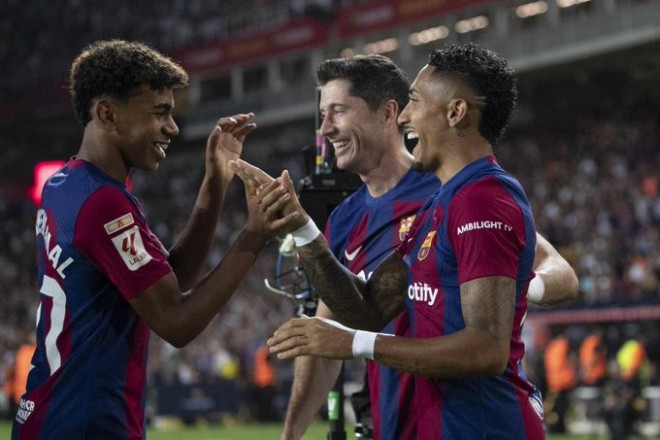 Barcelona's list to face Bayern Munich