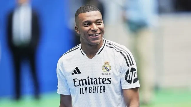 Kylian Embappé test against Celta Vigo