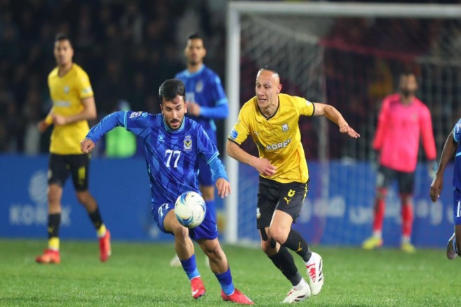 The Air Force breaks the series of negative results by beating Erbil