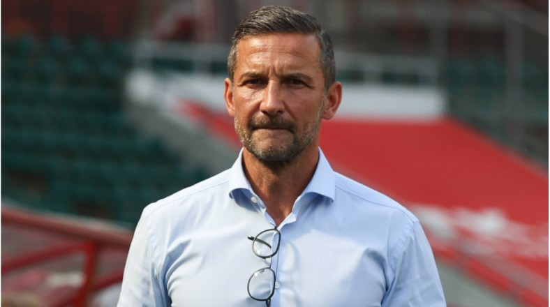 Al-Wahda coach is close to leaving his position