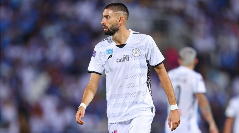 Al-Shabab regains the services of its star against Al-Hilal