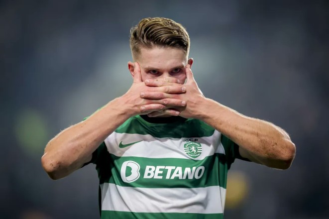 Arsenal is considering the option of including Gjokeris