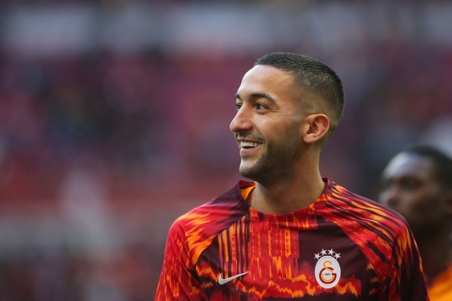 Hakim Ziyech's agent is looking for another team for him