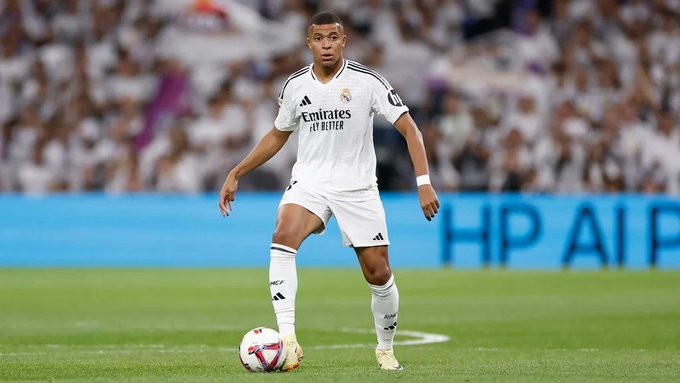 Officially... announcing the nature of Mbappe's injury