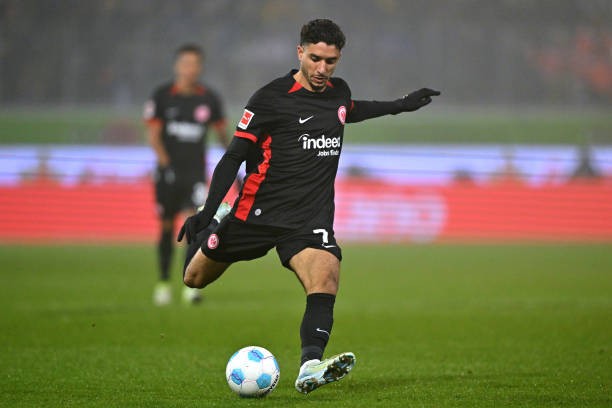 Paris Saint-Germain is considering including Omar Marmoush