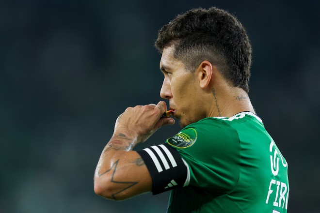 A Saudi club competes with Fenerbahce to include Firmino