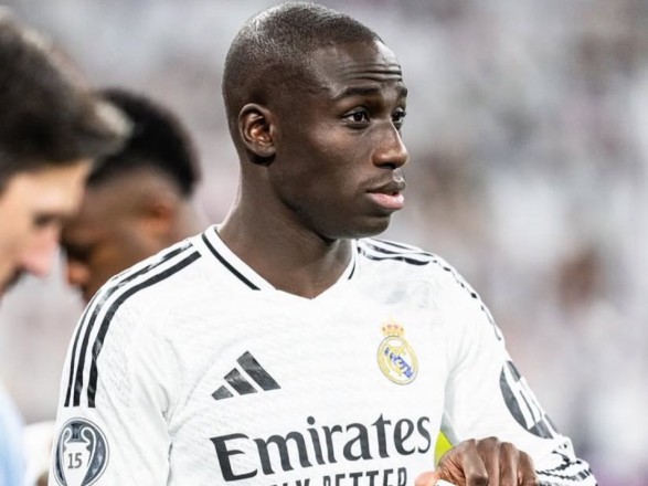 Real Madrid Offers Mendy for Sale.. Saudi Clubs Await