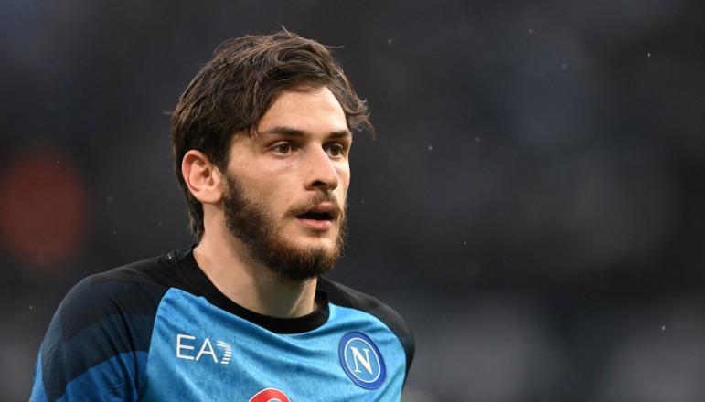 Napoli settles on a replacement for Kvaratskhelia