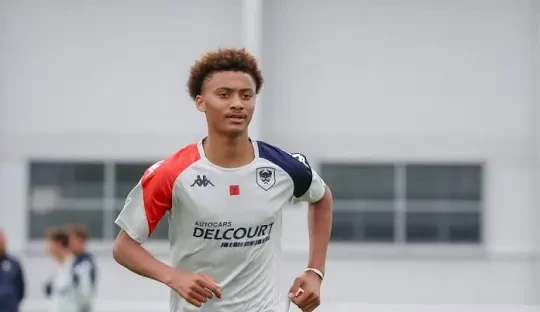A three-way competition to include a French talent