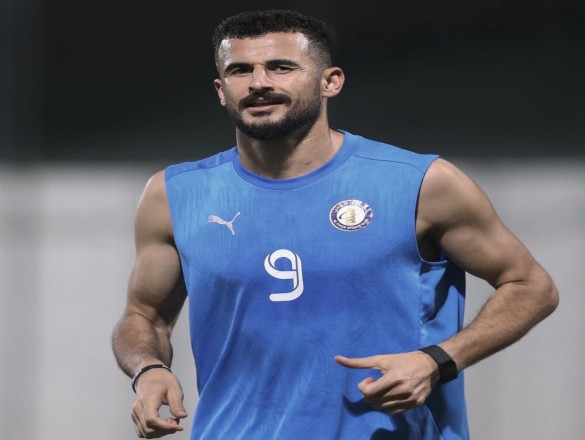 Criticism of the Iraqi fans regarding Ayman Hussein’s situation with his club