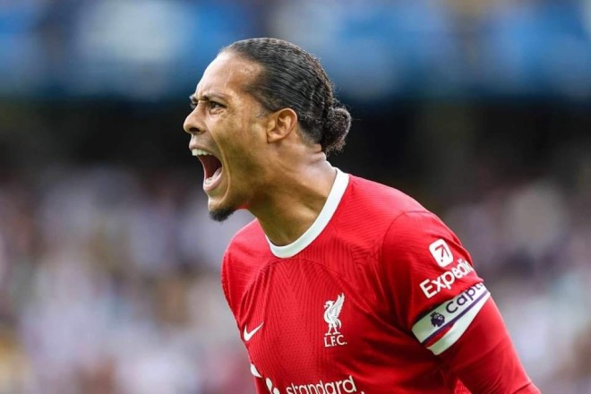 Liverpool makes an offer to Van Dijk for renewal
