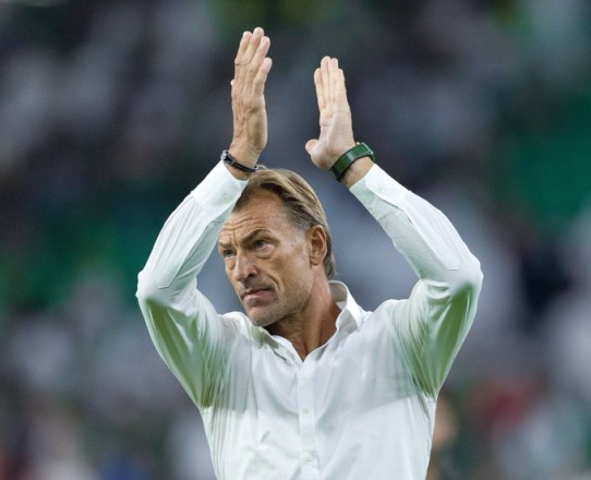 Officially... Renard returns to train the Saudi national team