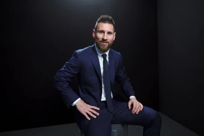 Messi: I hope Barcelona wins the treble, and this is my message to the fans