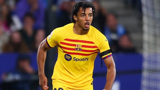 The reason for the absence of Conde from the Barcelona collection