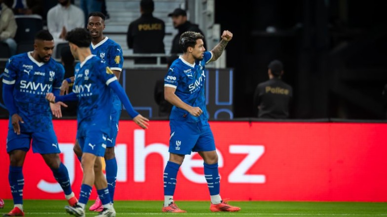 Al -Hilal strikes the unit by four in the league
