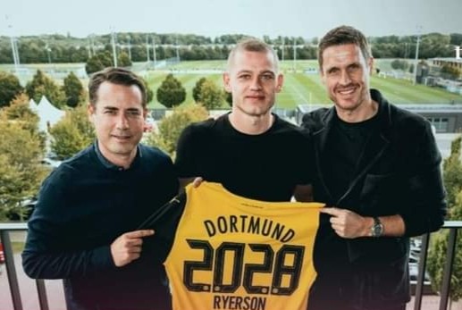 Dortmund announces the renewal of its player