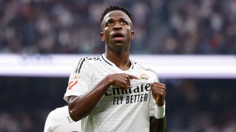 English Giant Targets Vinicius