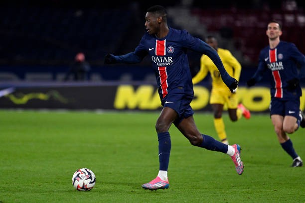 Tottenham beats Manchester United in the race to include Mwani