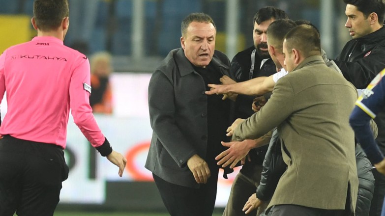 The president of a Turkish club was imprisoned for 3 years on charges of violating the referee