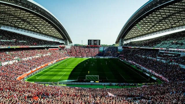 Saitama Stadium 2002