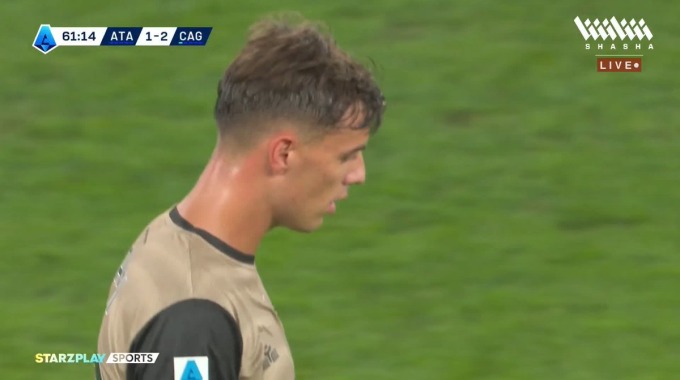 Penalty Daniel Maldini Pour l’équipe Cagliari Contre Atalanta à la minute 61