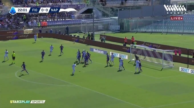 هدف بيلي جيلمور لفريق نابولي بمواجهة فيورنتينا بالدقيقة 23