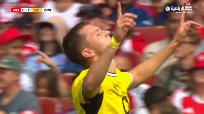 But Konstantinos Karetsas Pour l’équipe Dortmund Contre Arsenal à la minute 29