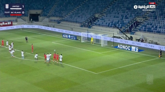 Penalti Saeed Ezatolahi Para el equipo Shabab Al-Ahli Contra United FC en el minuto 74