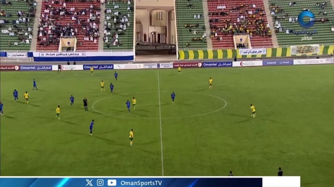 Gol Mohsin Jouhar Para el equipo Saham Contra Al-Seeb en el minuto 28