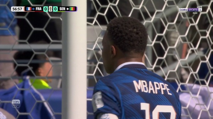 Oportunidad fallida Kylian Mbappé Para el equipo Francia Contra Senegal en el minuto 57