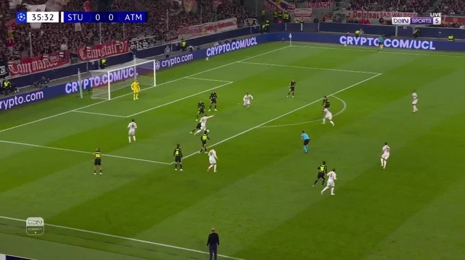 Goal Jamie Leweling For Team Stuttgart Against Atlético minute 36