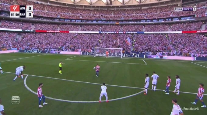 Penalty Alejandro Grimaldo Pour l’équipe Atlético Contre Real Madrid à la minute 53
