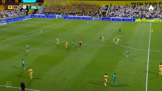 Gol Angelo Fulgini Para el equipo Al-Taawoun Contra Al-Ahli en el minuto 55