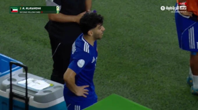 Red Card Abd Al-Wahab Awadi For Team Kuwait Against Iraq minute 90