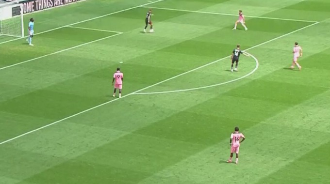 But Nordi Mukiele Pour l’équipe Sunderland Contre Wrexham à la minute 35