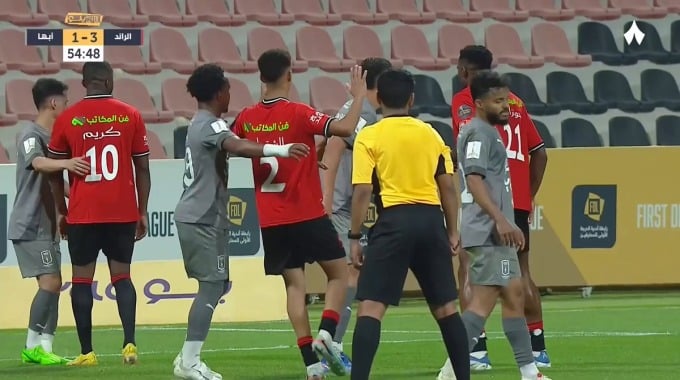 Goal Zinho Gano For Team Al-Raed Against Abha minute 56