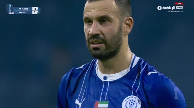 Penalti fallado Luka Milivojevic Para el equipo Al-Nasr SC Contra United FC en el minuto 87