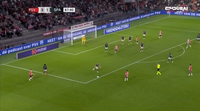 Gol Sven Mijnans Para el equipo PSV Eindhoven Contra Rotterdam en el minuto 88