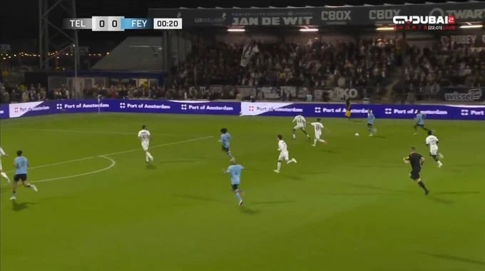Gol Gaoussou Diarra Para el equipo Feyenoord Contra SC Telstar en el minuto 1