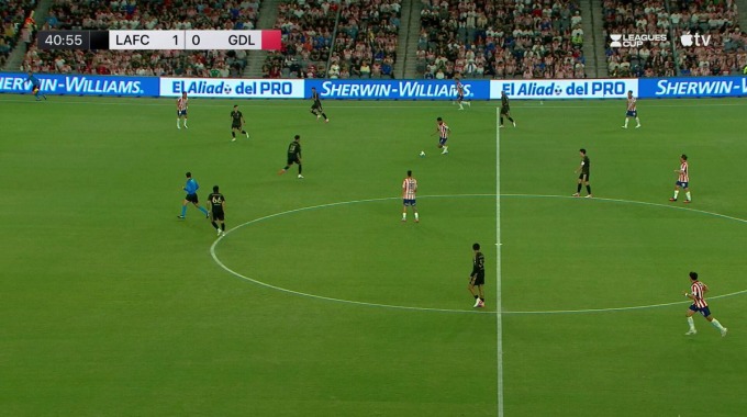 Goal Roberto Alvarado For Team Guadalajara Against Los Angeles minute 42