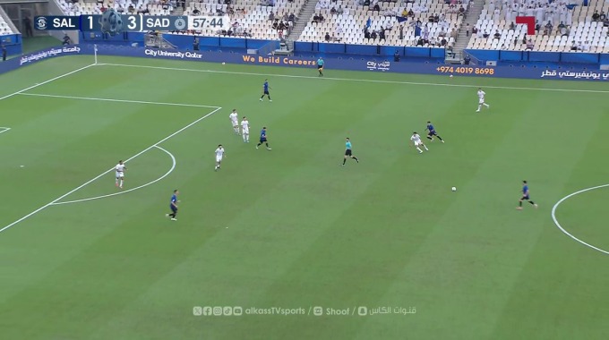 Gol Ahmad Moein Doozandeh Para el equipo Al-Sailiya Contra Al-Sadd en el minuto 59